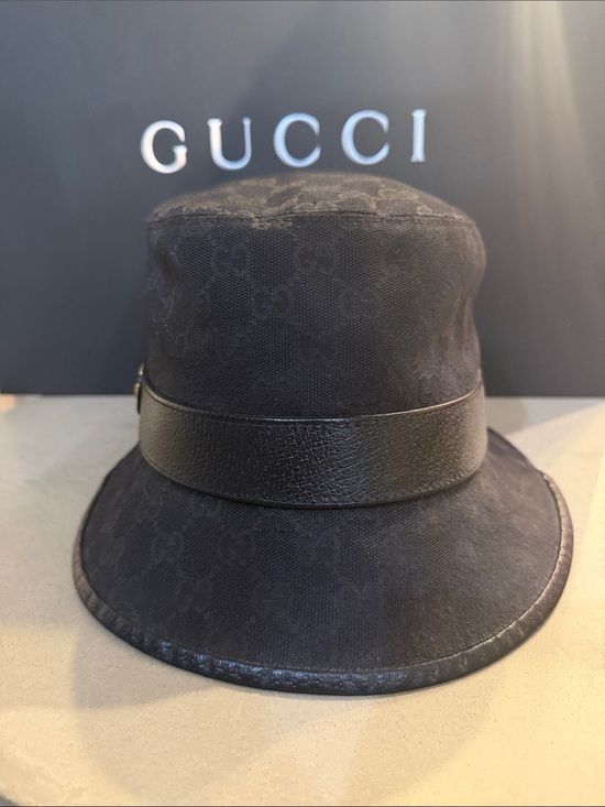 GUCCI | ✨NEW✨ GG Canvas Bucket Hat in Black GG Canvas main image 4